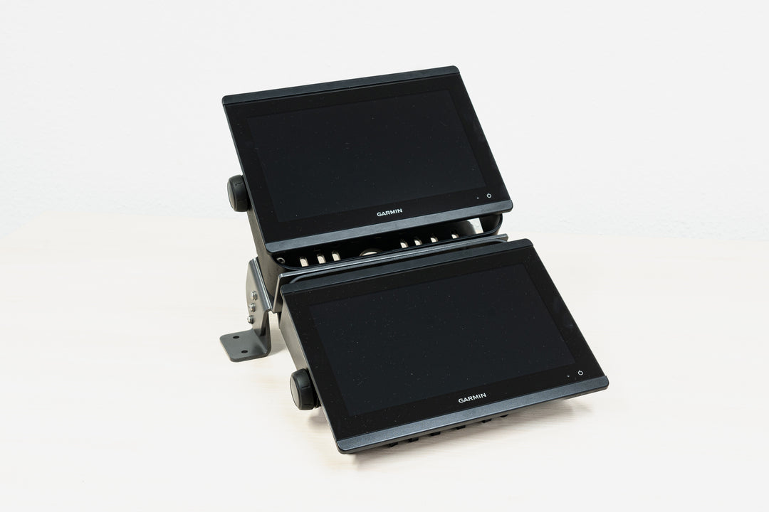 Robuste HTC Echolothalterung schwenkbar für stabile und zuverlässige Befestigung am Boot