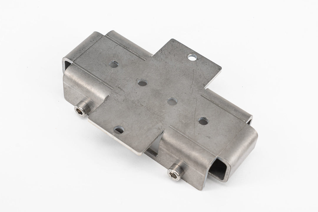 HTC Grundträger mit schneller und unkomplizierter Montage für eine stabile Basis der Geberstange Heavy