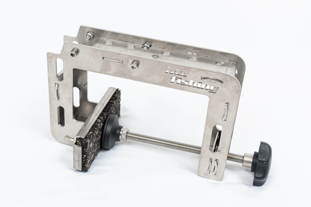 HTC Klemmhalter Heavy für schnelle Klemm-Montage der HTC Geberstange Heavy am Boot