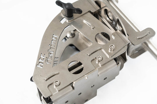 HTC Konsole Heavy für maximale Stabilität und präzise Befestigung des Echolotgebers